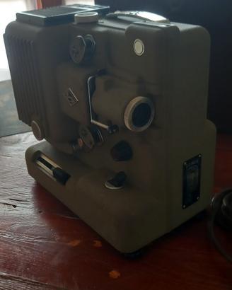 cinepresa Eumig P8 anni 60 