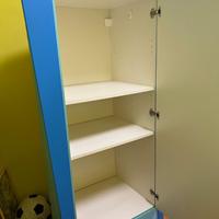 Tre armadi da cameretta o studio