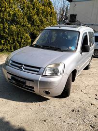 Auto Citroen Berlingo 1600 16v HDI