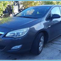 Ricambi Usati OPEL Astra J 2011