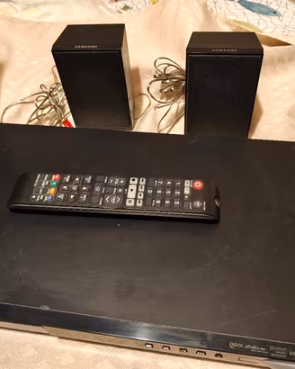 Home Theater Samsung HT-E4200 Blu-Ray 3D 500W