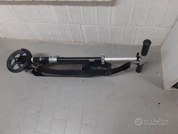 Monopattino a spinta per bambino