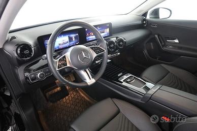 MERCEDES-BENZ A 180 A 180 d Automatic Progressiv