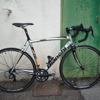 Bianchi ViaNirone bici da corsa Campagnolo 10v