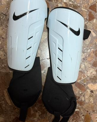 Parastinchi Nike Bianchi