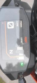 KTM DUKE 690