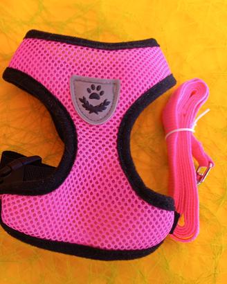 Pettorina rosa con guinzaglio per cani e gatti 