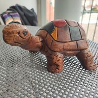tartaruga in legno fatta a mano 