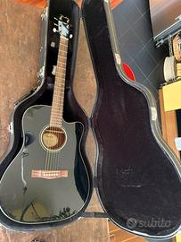 Chitarra acustica elettrica