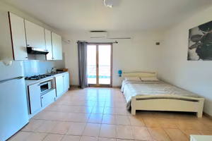 Appartamento in collina con vista mare