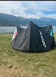 Vela Kite ozone AMP 13 V2 completo di barra