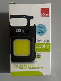 Torcia LED portatile ricaricabile