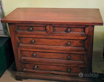 Cassettone in legno massello 
