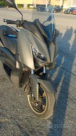 Xmax 300
