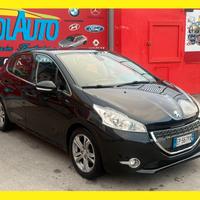 Peugeot 208 1.2 82cv Allure - 2013
