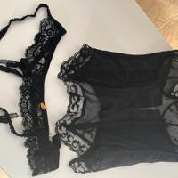 Bustino e reggicalze tg. 3