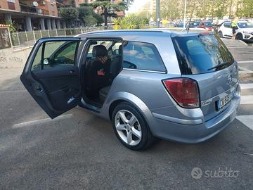 OPEL Astra - 2005