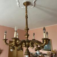 Lampadario in legno