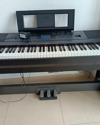 Yamaha Portable Grand DGX 660 come nuovo