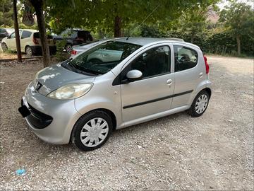 Peugeot 107 1.0 68CV 5p. Desir