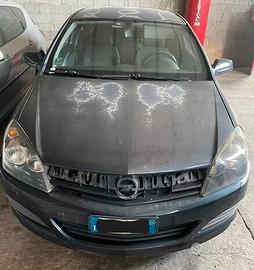 Ricambi usati Opel Astra H GTC 1.4 benzina Z14XEP