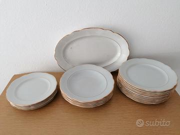 Servizio piatti