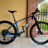 Mtb trek procaliber 9.7 2023 taglia L carbon