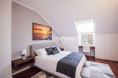 APPARTAMENTO SU DUE LIVELLI NEL CENTRO STORICO MON