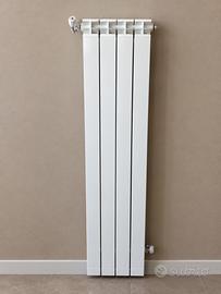 Termoarredo verticale 166,5 X 31,5 cm - come nuovo