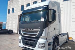 Trattore Iveco Stralis 480 E6 Hi-Way XP