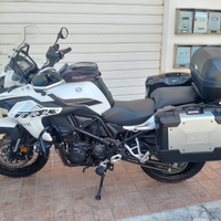 Benelli trk 502