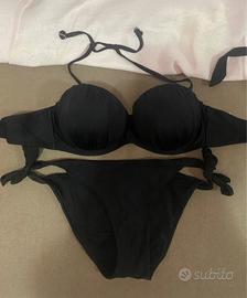 Bikini nero reggiseno