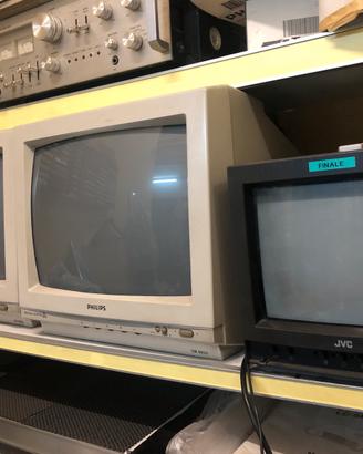 Monitor a tubo vari modelli per video