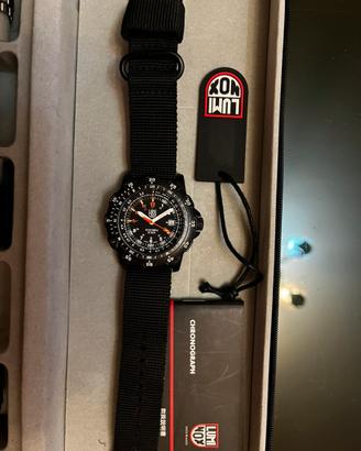 Luminox recon