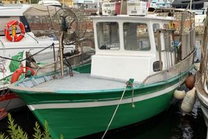Barca da pesca con licenza