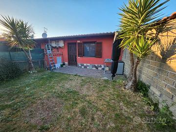San cesareo appartamento con giardino