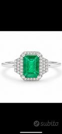 Anello Platino 950 smeraldo e diamanti prezzo trat