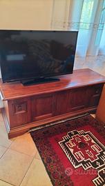 Mobile porta TV in arte povera 