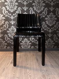 Sedia Kartell Frilly Nera Lucida da riparare