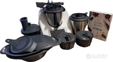 Bimby tm6 con accessori+doppio boccale+affettatutt