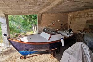 Barca in legno a motore