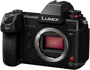 lumix s1h + lumix 24-70 2.8 pro + cage smallrig