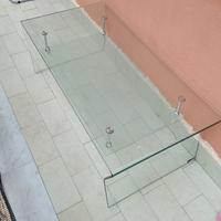 Tavolo in vetro per soggiorno