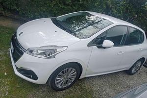 PEUGEOT 208 1° serie PureTech 82 5 porte ** km c