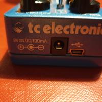 pedale effettoTC Electronic Flashback Delay & Loo