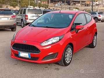 Ford Fiesta 1.4 3 porte Bz.- GPL Black & White Edi