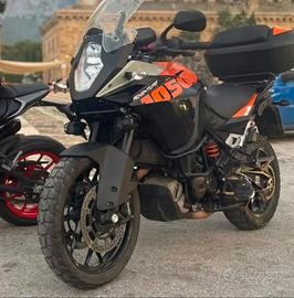 KTM 1050 ADVENTURE