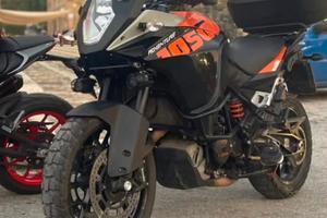KTM 1050 ADVENTURE