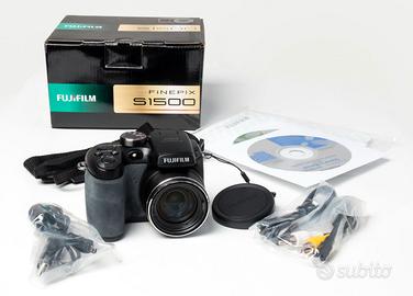 Fotocamera digitale FUJIFILM Finepix S1500