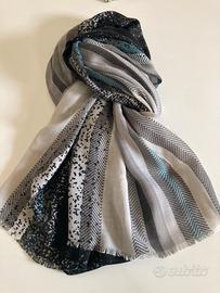 Pashmina   100%. Viscosa